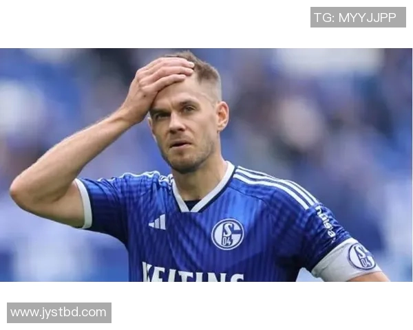 沙尔克04惨遭连败降级区堕落,德甲危机深重!