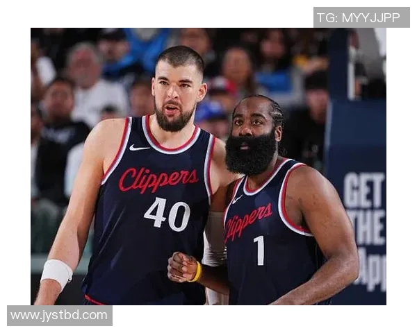 火箭客场大胜掘金，哈登砍下全队最高32分，豪取连胜